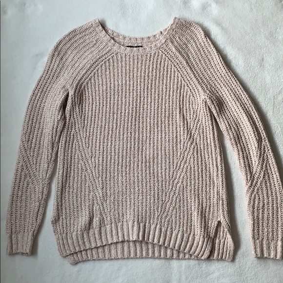 American Eagle Outfitters Sweaters - American Eagle blush color sweater